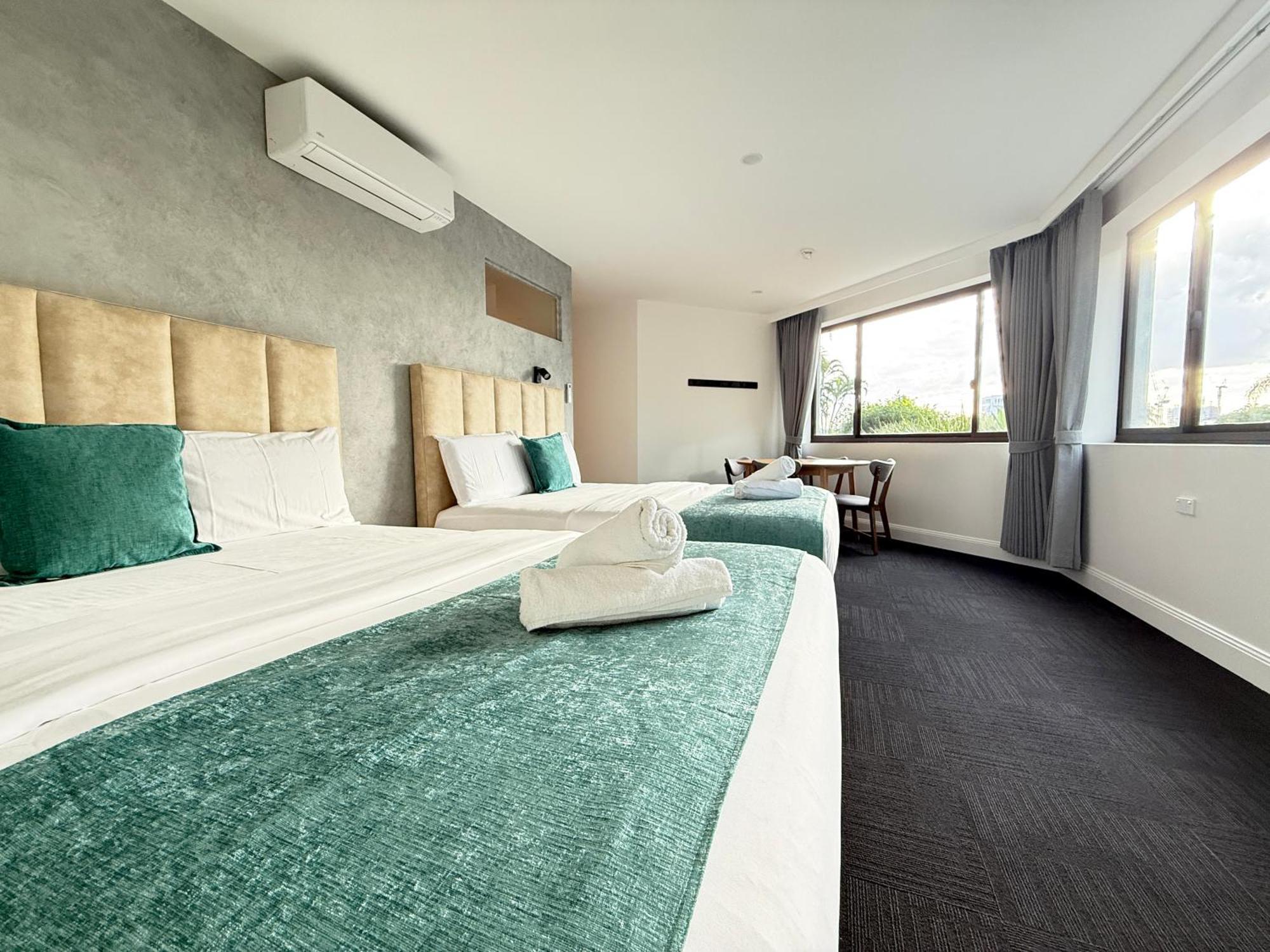 Tiki Hotel Apartments Surfers Paradise Gold Coast Ruang foto